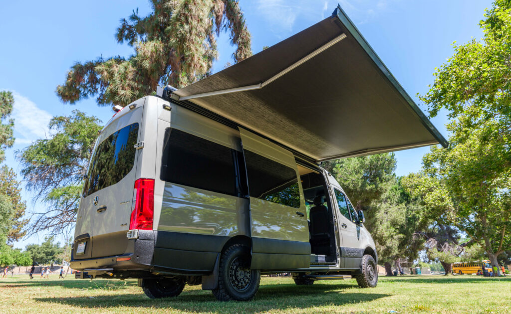 RV22 — window flare build